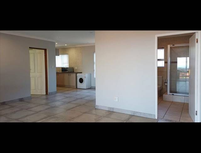 6 BEDROOM HOUSE FOR SALE IN DANA BAY